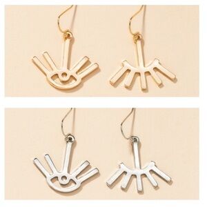 🆕🧿😉Winking Eye Earrings😉🧿